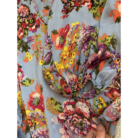 Hazel Blue Floral Blouse Women’s Size S Boho Long Balloon Sleeve Ruffle Neck - Picture 3 of 4